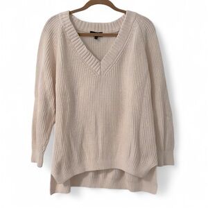 Express Oversized V-Neck Boyfriend Sweater Cream Size L